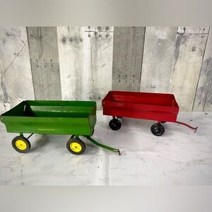 Vintage 70’s ERTL John Deere Metal 1/16 Wagons